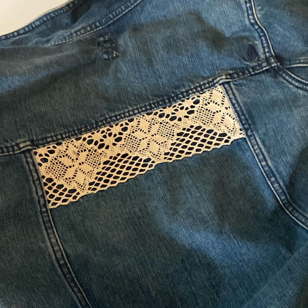 Jean jacket - Picture 6 of 9